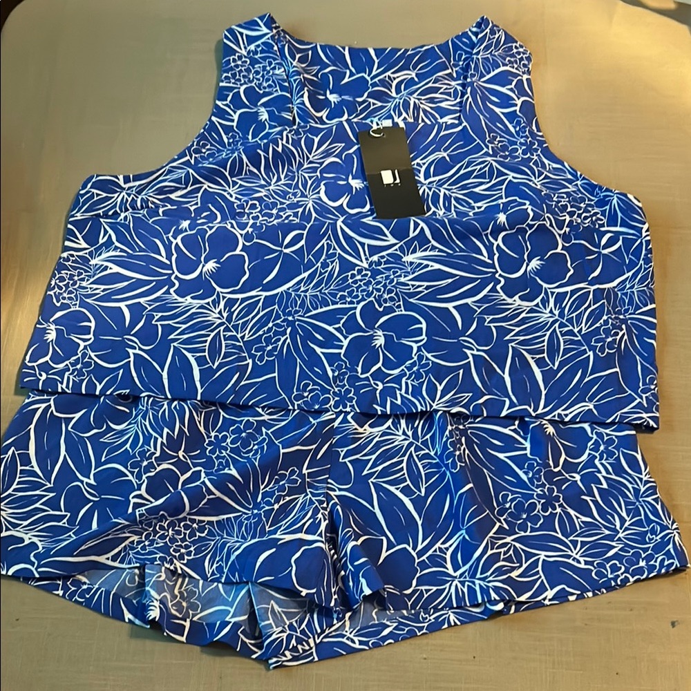 NWT JDW Blue Floral Women's Short set